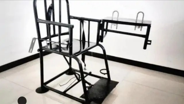 tiger-chair-as-an-instrument-of-torture-in-the-camps